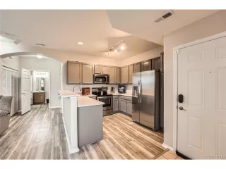 Photo #5: 2183966 Listing