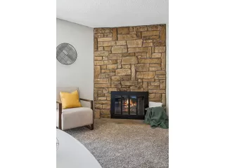 Photo #4: 2184855 Listing 