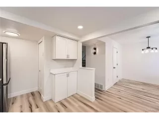 Photo #6: 2185210 Listing