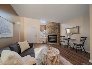 Photo #3: 2186480 Listing 