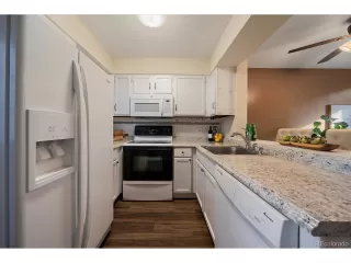 Photo #5: 2186480 Listing 