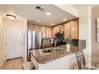 Photo #3: 2187977 Listing
