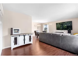 Photo #2: 2188718 Listing 