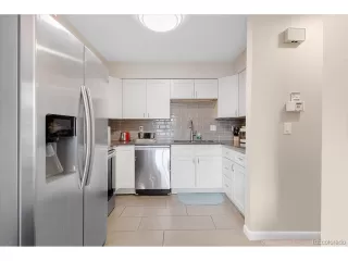 Photo #3: 2188718 Listing 