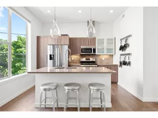 Photo #4: 2188985 Listing