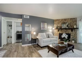 Photo #5: 2190223 Listing 