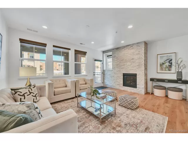 MLS: 2191526 Condo For Sale