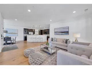 Photo #5: 2191526 Listing 