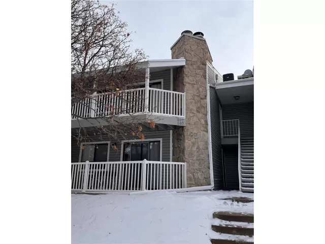 MLS: 2192999 Condo For Sale