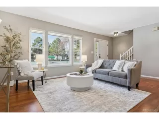 Photo #4: 2193286 Listing