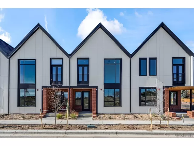 MLS: 2193354 Condo For Sale