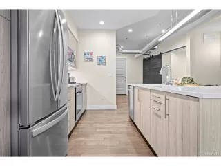 Photo #4: 2193699 Listing