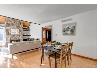 Photo #2: 2194139 Listing