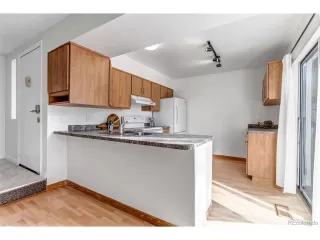 Photo #5: 2194139 Listing