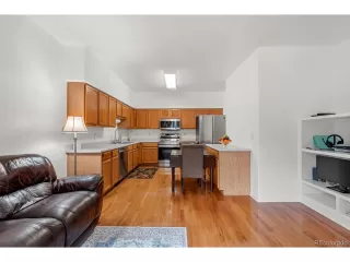 Photo #2: 2195041 Listing