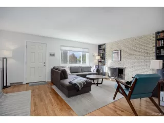 Photo #5: 2197365 Listing 