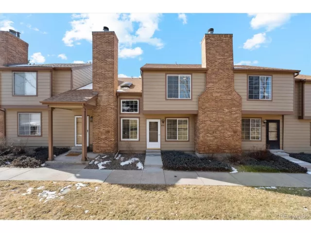 MLS: 2199054 Condo For Sale