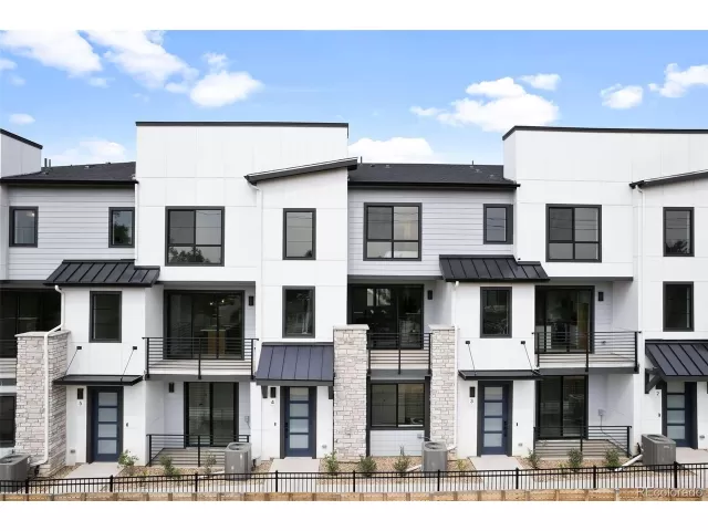 MLS: 2199796 Condo For Sale