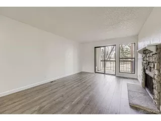 Photo #2: 2201181 Listing 