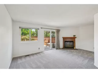 Photo #5: 2201998 Listing 