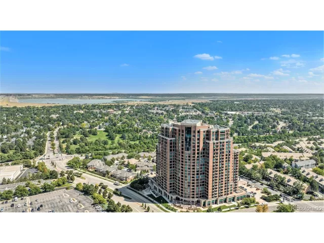 MLS: 2203740 Condo For Sale