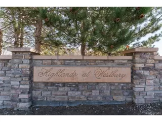 Photo #3: 2203952 Listing