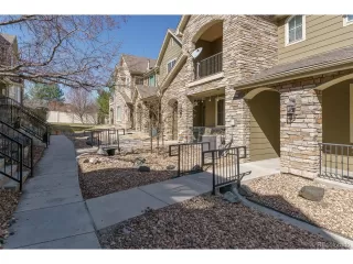 Photo #4: 2203952 Listing