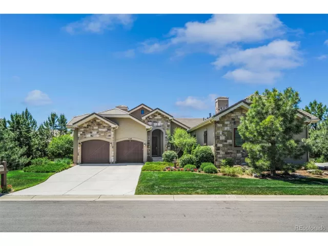 MLS: 2204354 Condo For Sale