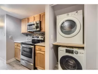 Photo #6: 2204462 Listing