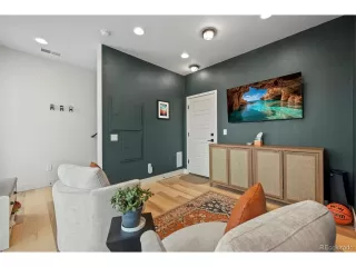 Photo #3: 2205470 Listing 