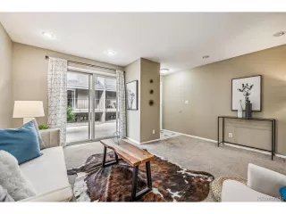 Photo #3: 2206486 Listing