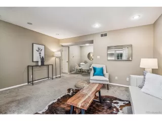 Photo #5: 2206486 Listing