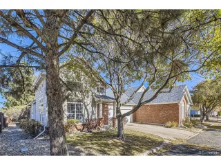Photo #2: 2206984 Listing