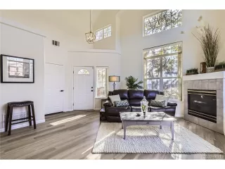 Photo #4: 2206984 Listing