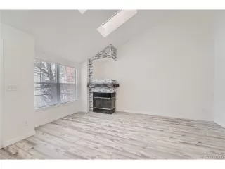 Photo #4: 2207842 Listing 