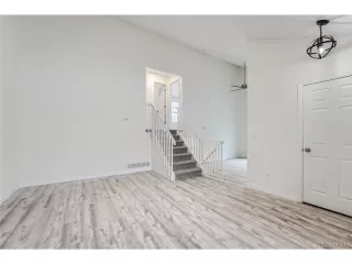 Photo #6: 2207842 Listing 