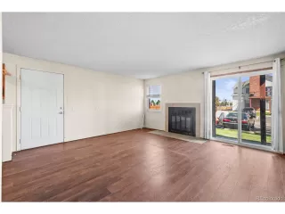 Photo #3: 2213062 Listing