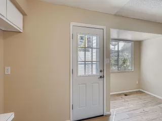 Photo #5: 2213239 Listing 