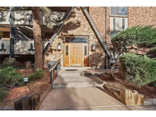 Photo #2: 2215022 Listing