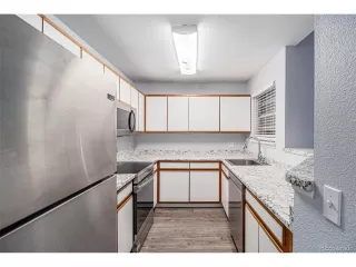 Photo #3: 2215332 Listing