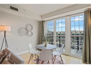 Photo #4: 2216754 Listing 