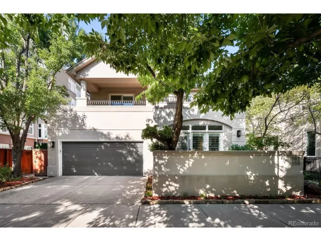 MLS: 2216962 Condo For Sale