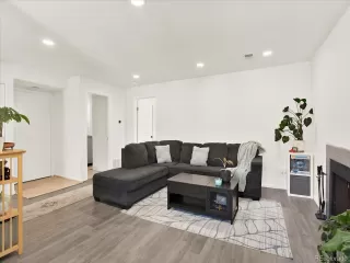 Photo #2: 2217718 Listing