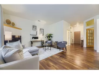 Photo #3: 2218225 Listing