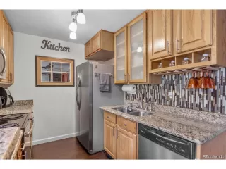 Photo #4: 2218702 Listing 