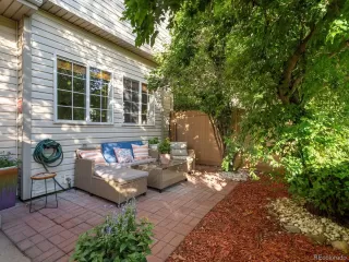 Photo #5: 2218918 Listing