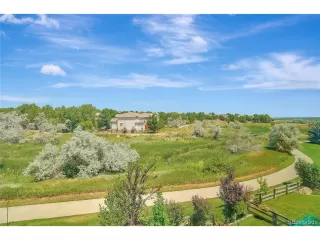 Photo #4: 2219744 Listing 