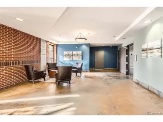 Photo #5: 2220872 Listing 