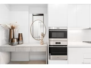 Photo #3: 2221208 Listing