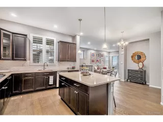 Photo #3: 2225945 Listing